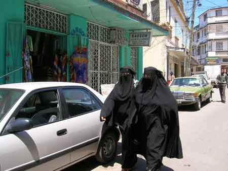 Mombasa  port  Kenya 