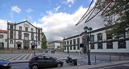 place de la mairie à Funchal Madère