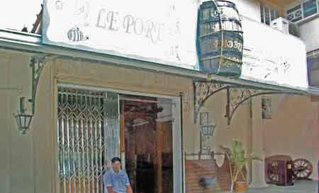 fabrique de maquette de bateaux  : le port  l'ile Maurice