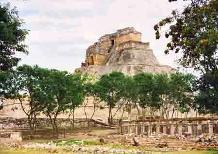 pyramide de Uxmal Yucatan Mexique