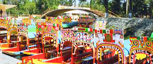 Xochimilco les jardins flottants Mexique