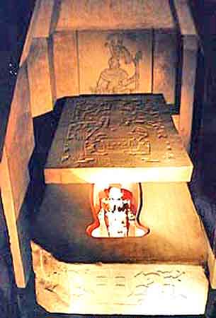 tombe du roi Pakal Palenque Maya Chiapas Mexique