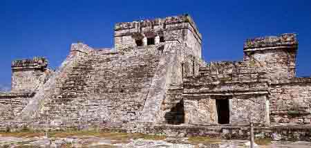 Tulum le temple du dieur du vent au Mexique