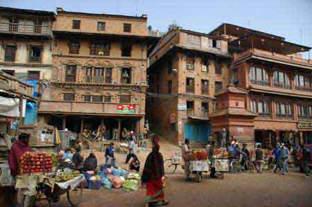 vendeurs de fruits Bhaktapur valle de Katmandou Npal