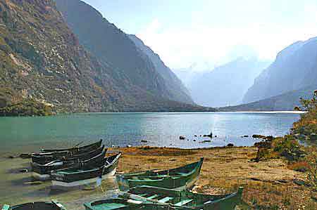 Pérou lac Chinancocha, mont Huascaran 