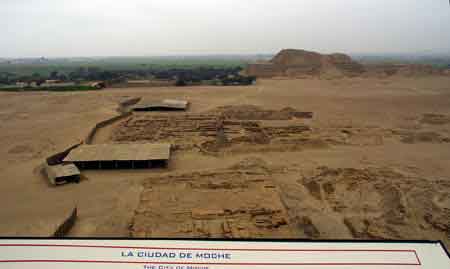 Pérou Temples de la lune et du soleil culture Moche