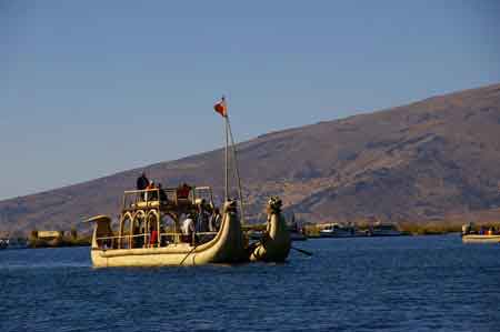 Pérou Lac Titicaca Iles flottantes Uros  