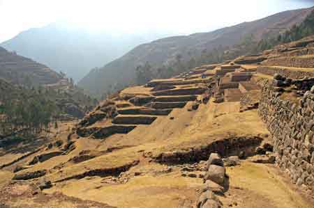 Pérou Chinchero village Inca cultures en terrasse 