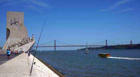 Belem monument aux découvertes Lisbonne Portugal