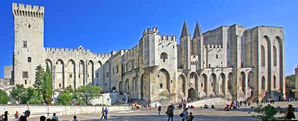 avignon le palais de papes