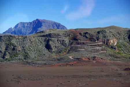 route du volcan  plaine des sables