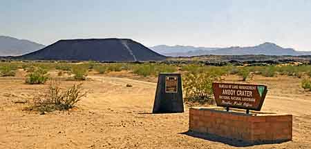 amboy crater Route 66 desert de Mojave Californie