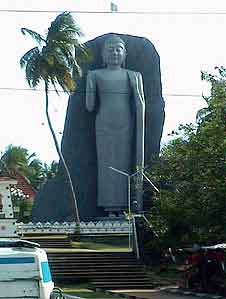 bouddha de Dondra  Hambantota Sri Lanka 
