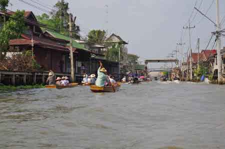 Thailande Damnoen Saduak : jardin flottant