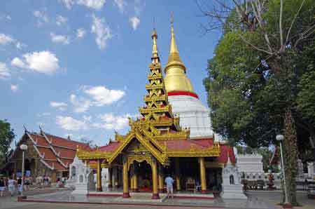Lampang Louang temples birmans Phra Keo Don Tao  Thaïlande
