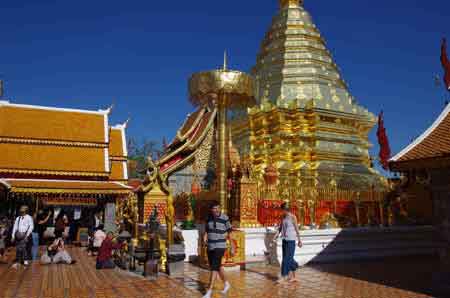 temple Do&iuml; Suthep Chiang Ma&iuml; Thaïlande 