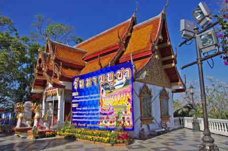 temple Do&iuml; Suthep Chiang Ma&iuml; Thaïlande 