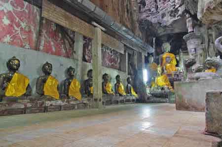 Thailande Tha-ton Grotte de Chiang Dao