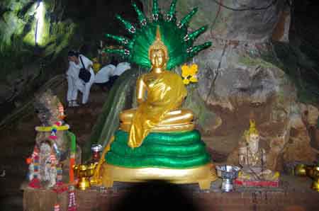 Thailande Tha-ton Grotte de Chiang Dao