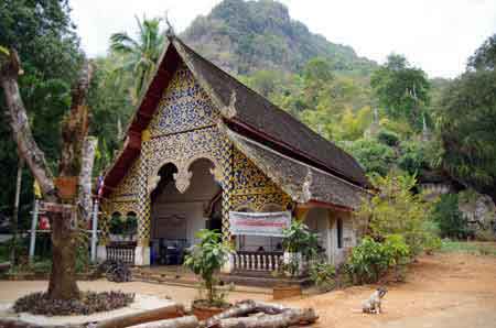 Thailande Tha-ton Grotte de Chiang Dao