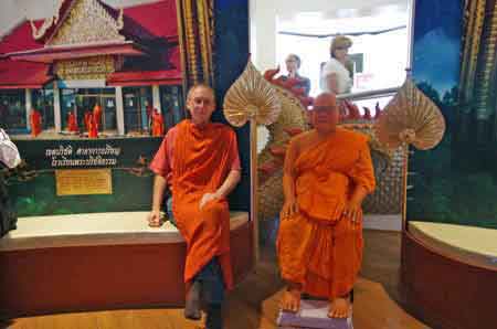 Tha&iuml;lande Thaton Chedi Kaew temple
