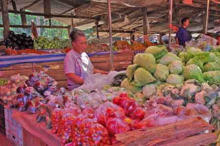 Tha&iuml;lande Thaton paysages march&eacute;