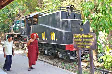 thailande train riviere kwai