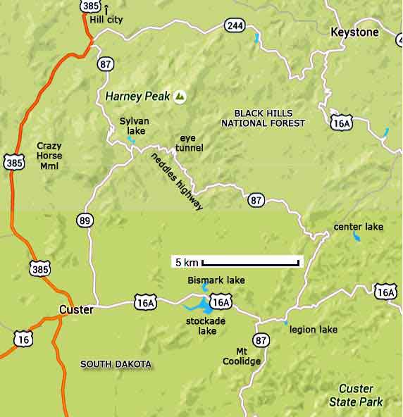carte de la needles highway et la forêt des collines noires