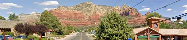 vue de la rue principale de Sedona - google street