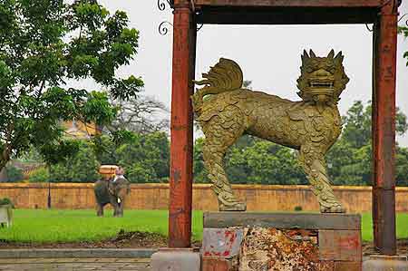  citadelle de Hué    Vietnam