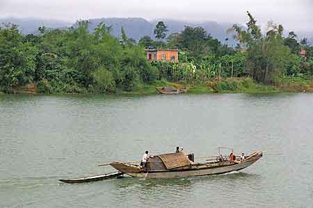  Hué : La rivière des parfums  Vietnam
