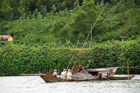  Hué : La rivière des parfums  Vietnam